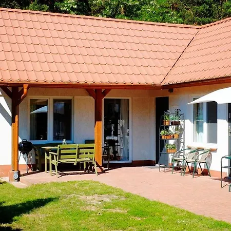 Letniskowy Pod Lasem אכסניה גדנסק