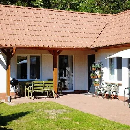 Letniskowy Pod Lasem * 格但斯克